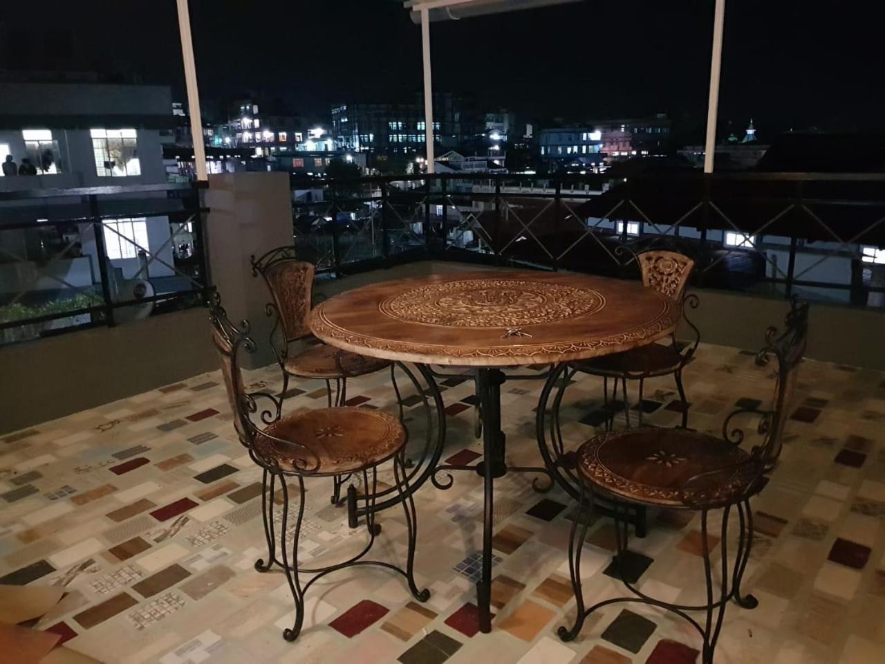 Rockski Boutique Bed&Breakfast Shillong Extérieur photo