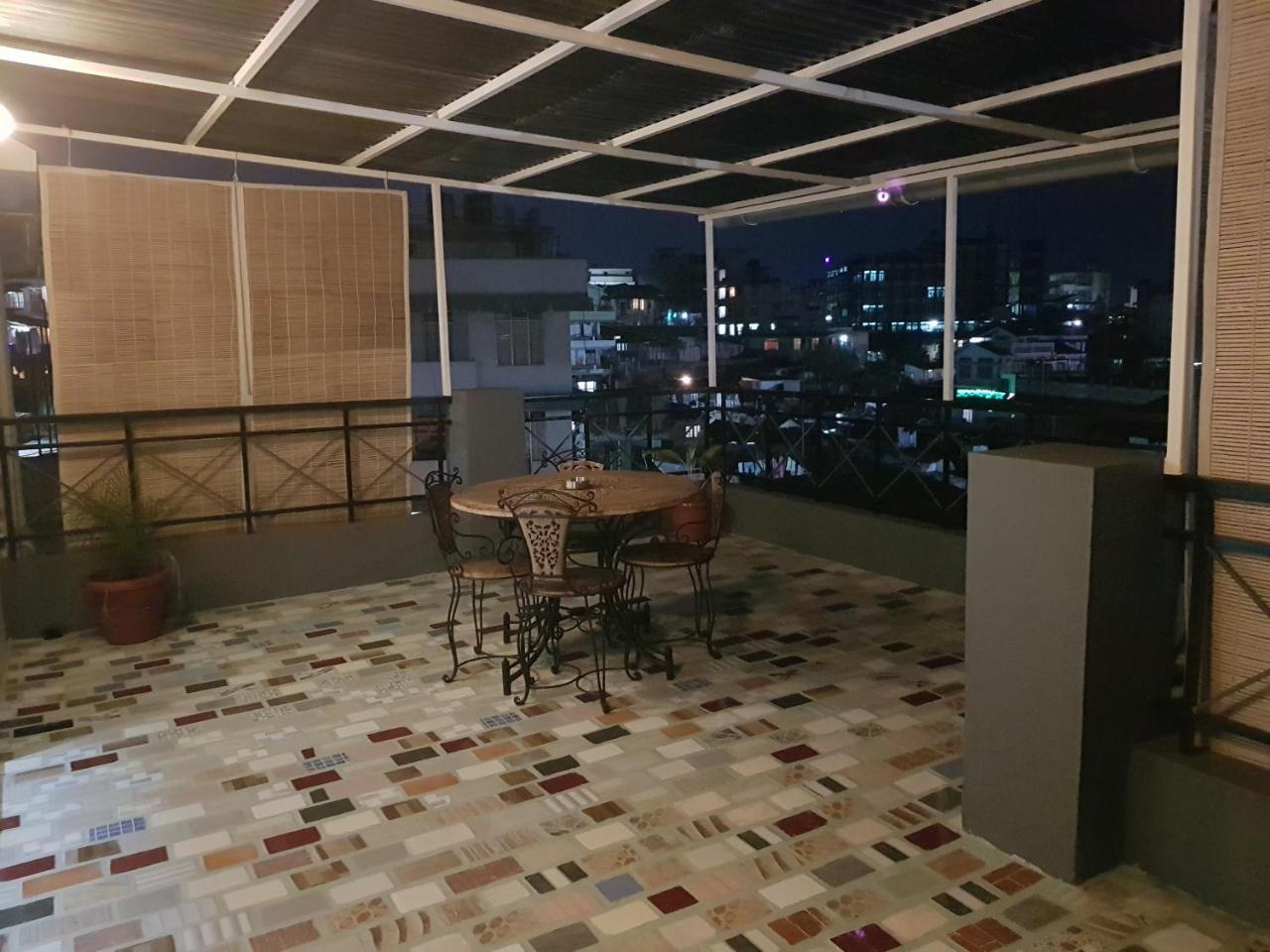 Rockski Boutique Bed&Breakfast Shillong Extérieur photo